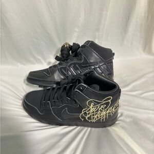 NIKE SB DUNK HIGH PRO QS